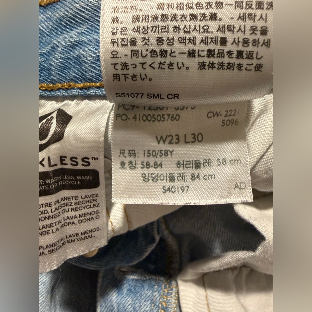 Women’s Levi’s 501 Denim Jeans - Picture 4 of 8